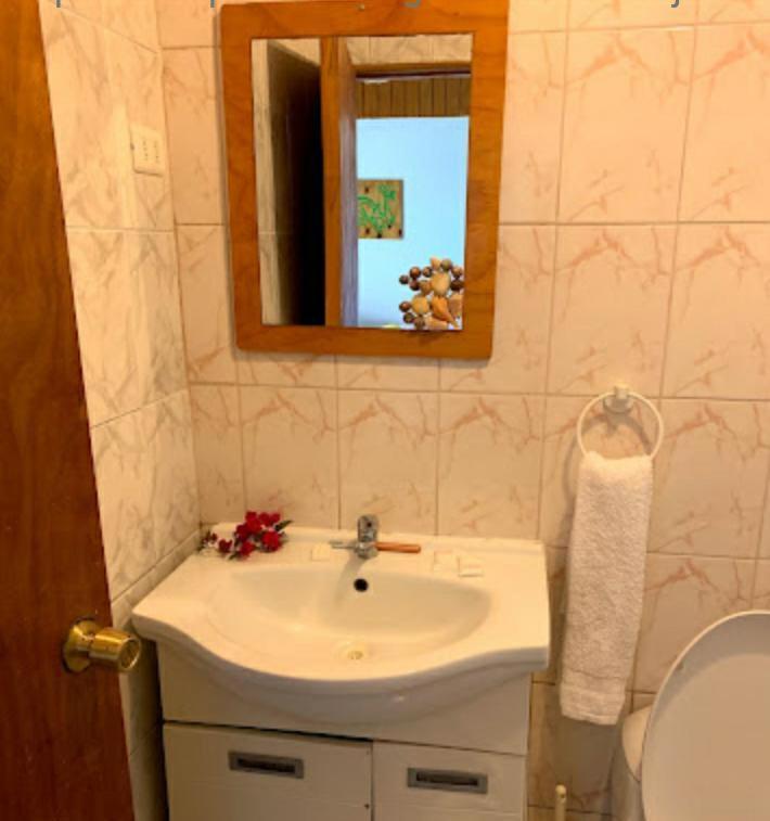 Hostal Tu'U Koihu Hanga Roa Exterior foto